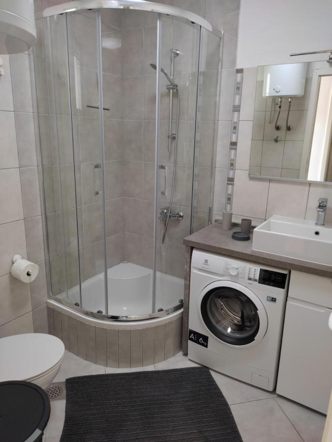 Grey House Apartma *