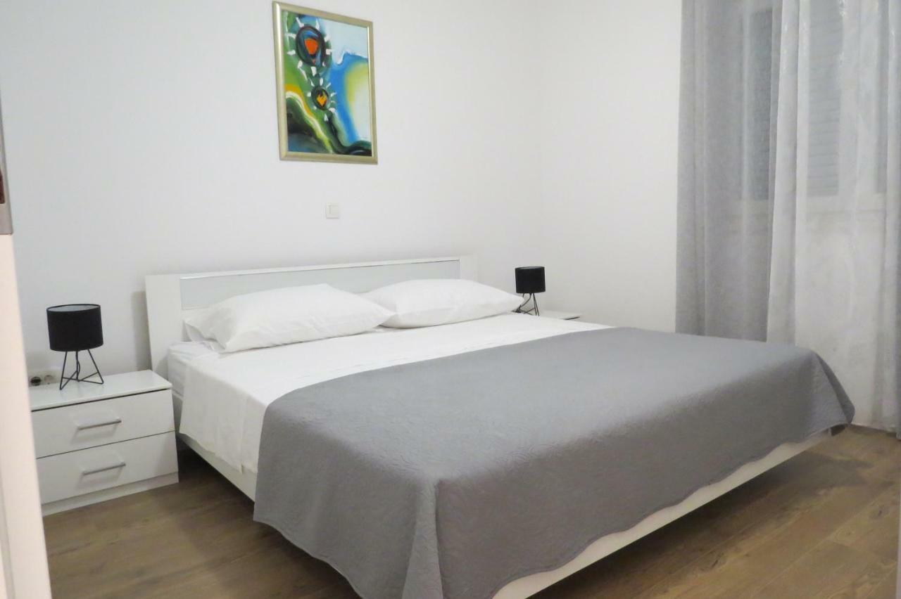 Grey House Apartament